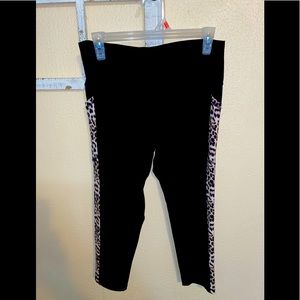 Zyia leggings